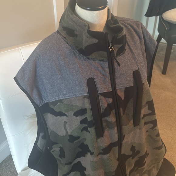 Sean John Other - Vintage Quarter Zip Camouflage Denim Vest